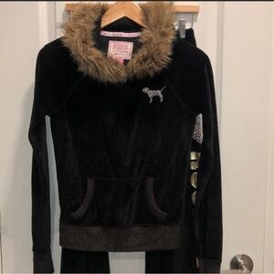 VICTORIAS SECRET PINK tracksuit XS💜💕😻